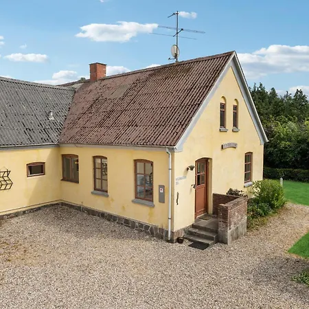 Tatil Evi Awesome In With Wifi Stenstrup